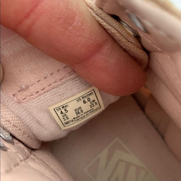 Vans Women's High-Top Sneakers - light baby pink monochromatic size 6 - Picture 11 of 11